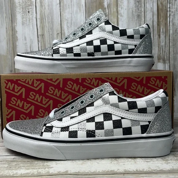 Vans Old Skool Glitter Sneaker - Picture 5 of 5